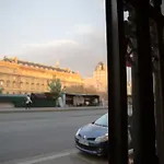 Just Renovated 138M2 On The Seine